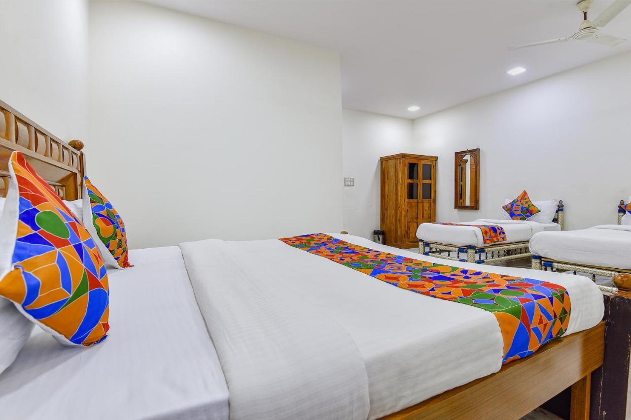Fabhotel Prime Empire Palace Удайпур Екстериор снимка