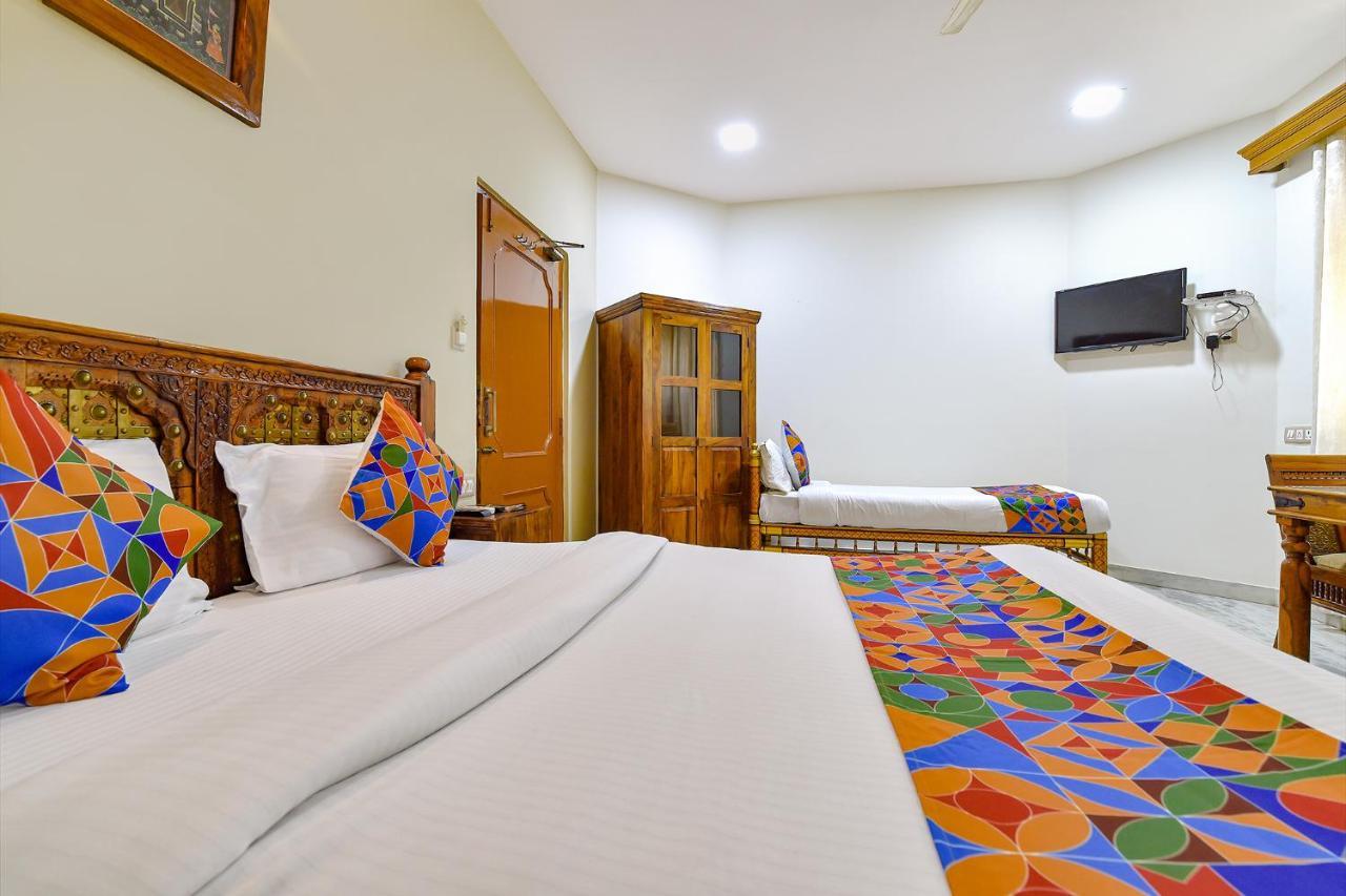 Fabhotel Prime Empire Palace Удайпур Екстериор снимка