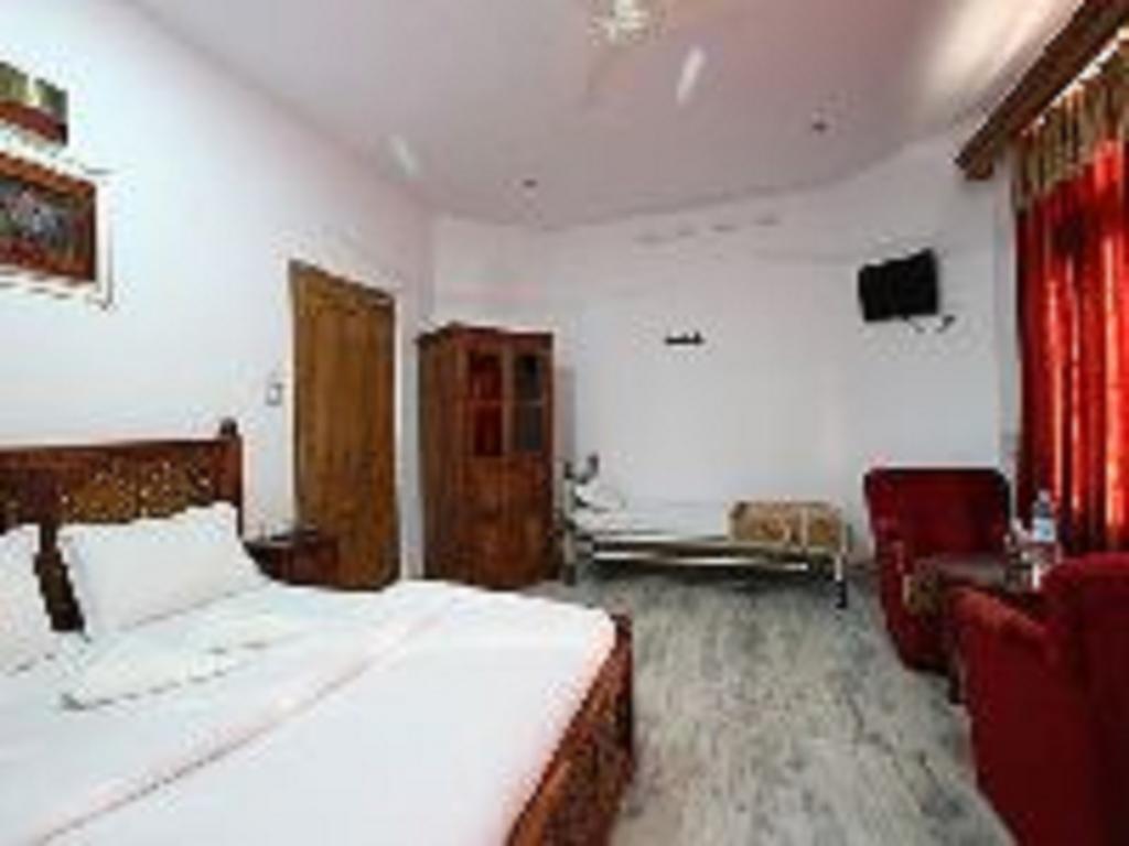 Fabhotel Prime Empire Palace Удайпур Стая снимка